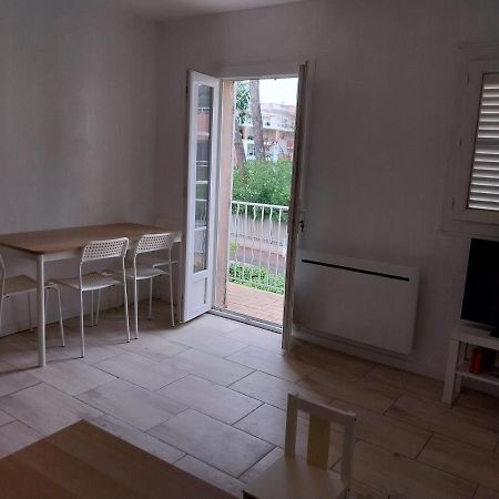 Appartement Port De Hyères Екстериор снимка