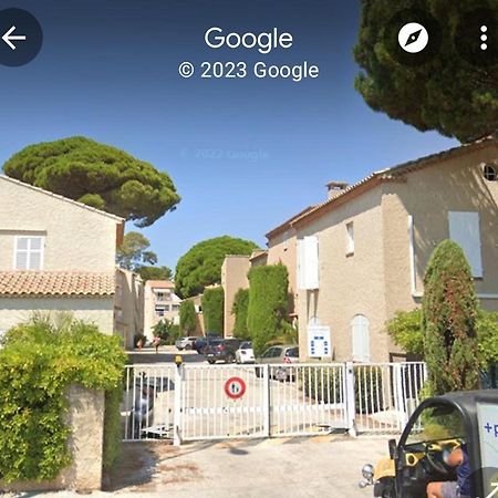 Appartement Port De Hyères Екстериор снимка